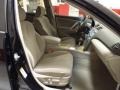 Black - Camry XLE Photo No. 21