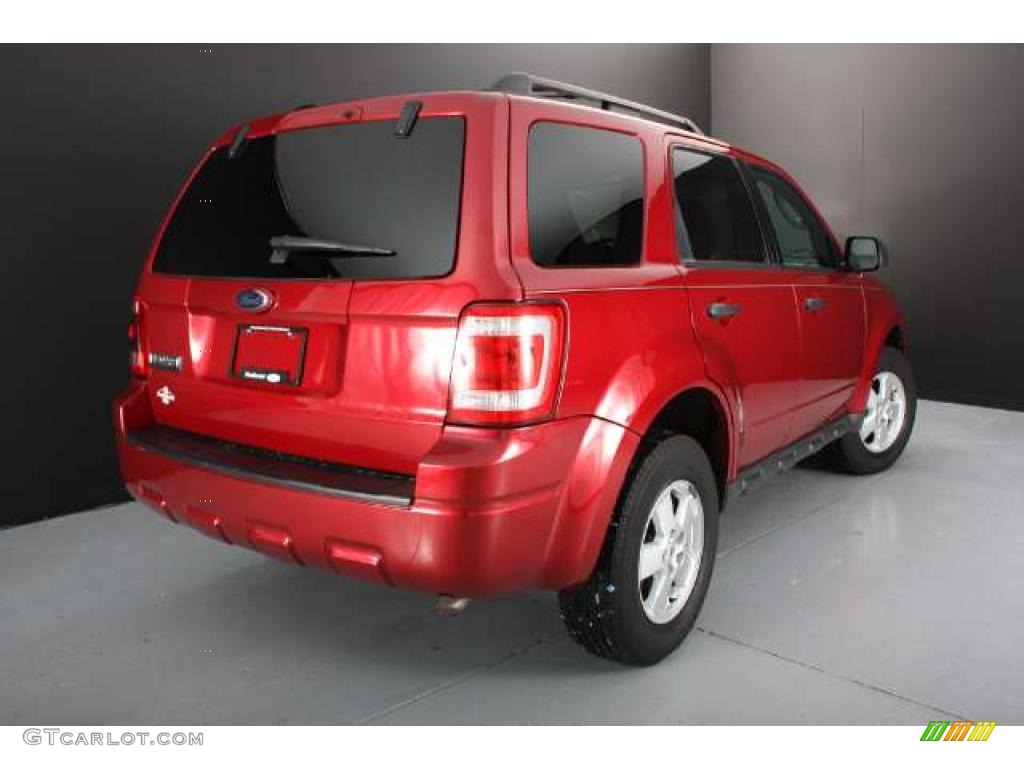 2009 Escape XLT - Sangria Red Metallic / Charcoal photo #25