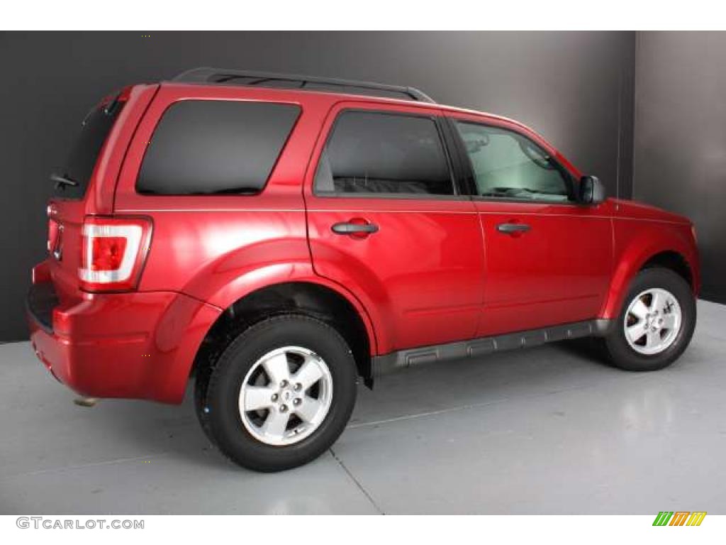 2009 Escape XLT - Sangria Red Metallic / Charcoal photo #26