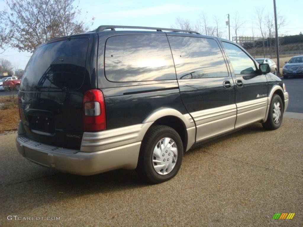 2002 Montana  - Black / Taupe photo #4