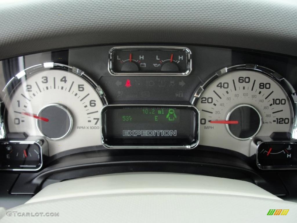 2011 Ford Expedition XLT Gauges Photo #43884642