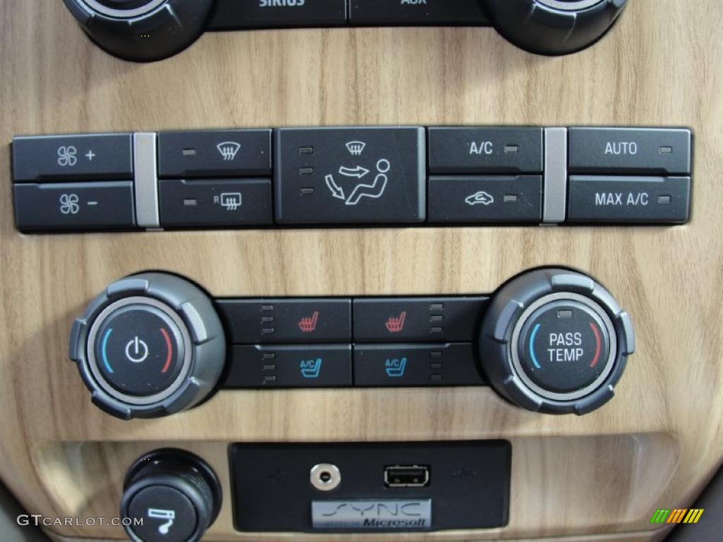 2011 Ford F150 Lariat SuperCrew Controls Photo #43885083
