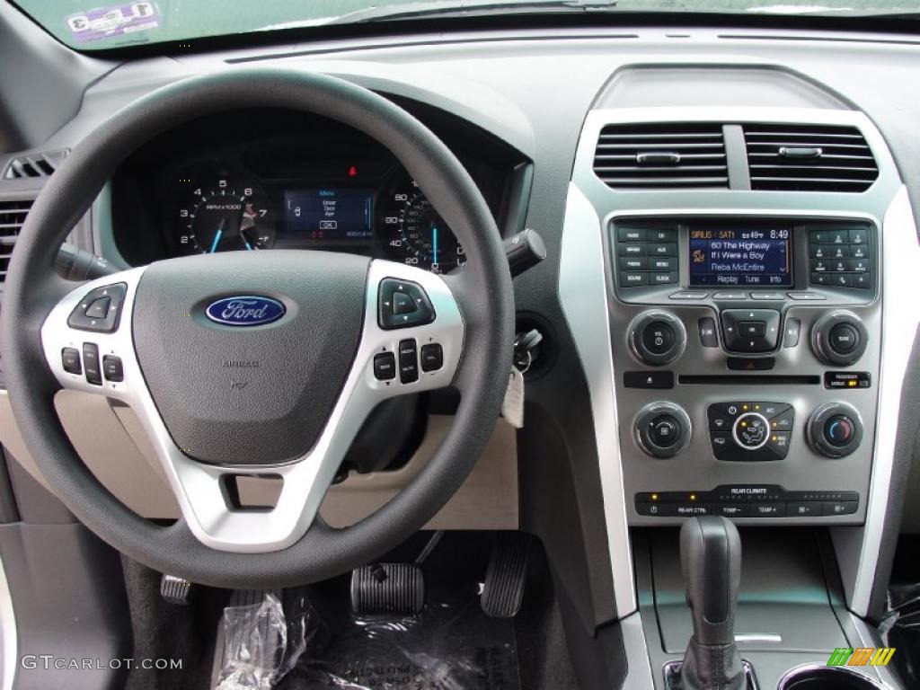 2011 Ford Explorer FWD Medium Light Stone Dashboard Photo #43887800