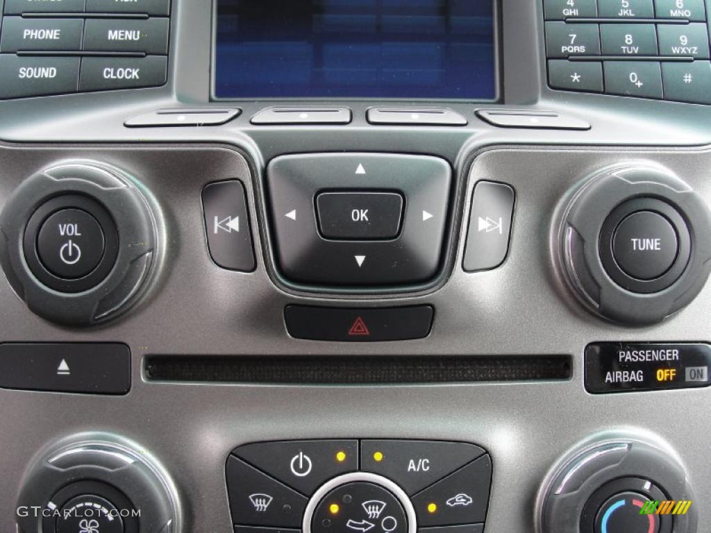 2011 Ford Explorer FWD Controls Photo #43887841