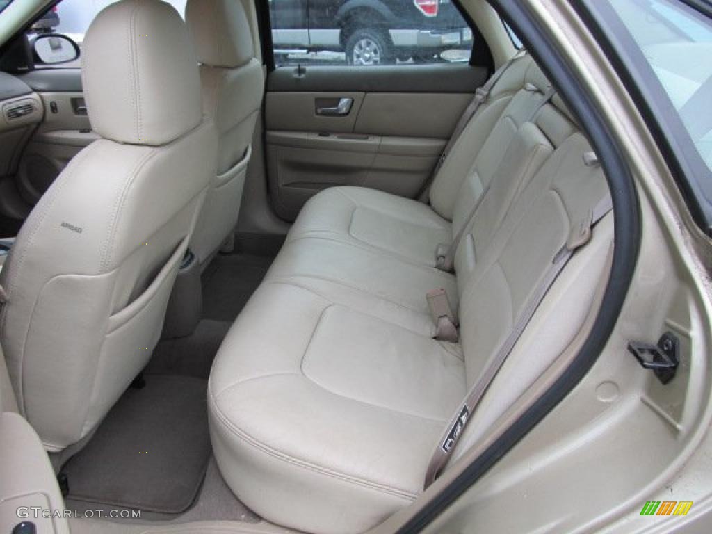 Medium Parchment Interior 2000 Ford Taurus SEL Photo #43888672