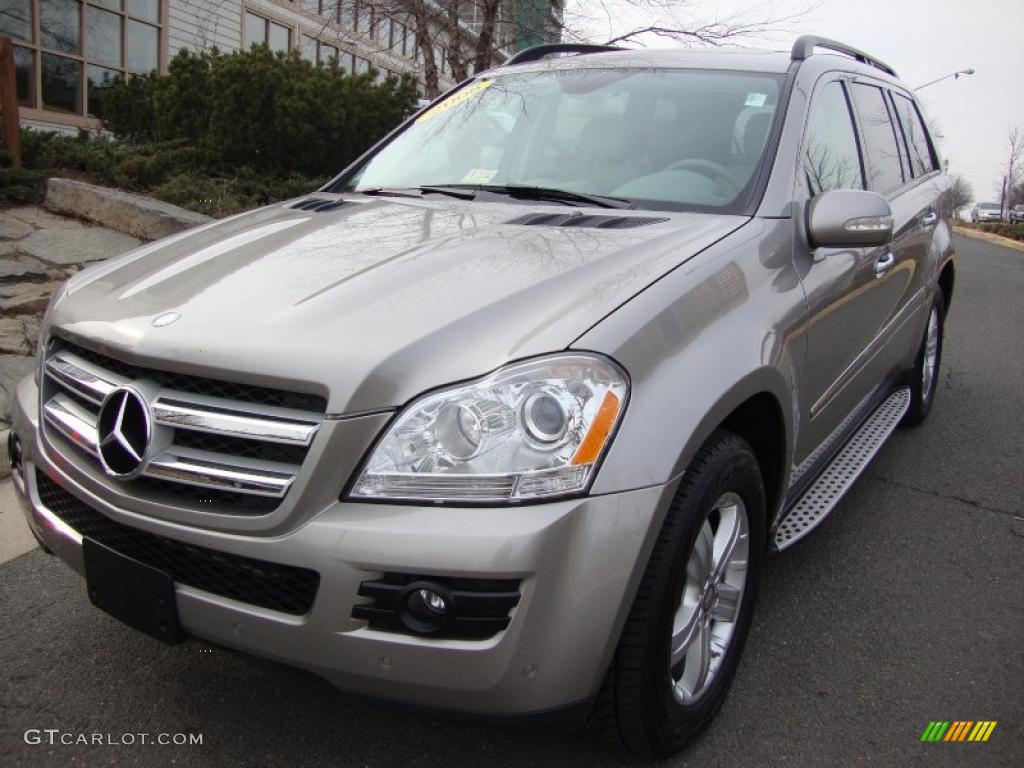 Pewter Metallic Mercedes-Benz GL