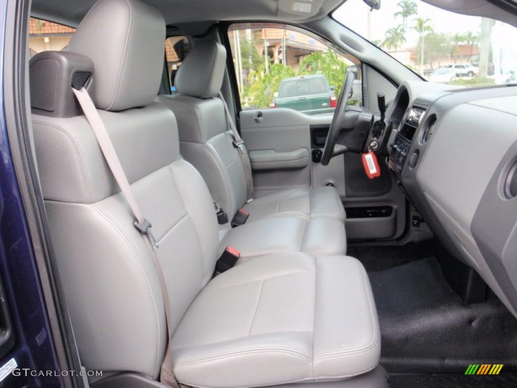 2005 F150 XL Regular Cab - True Blue Metallic / Medium Flint Grey photo #21