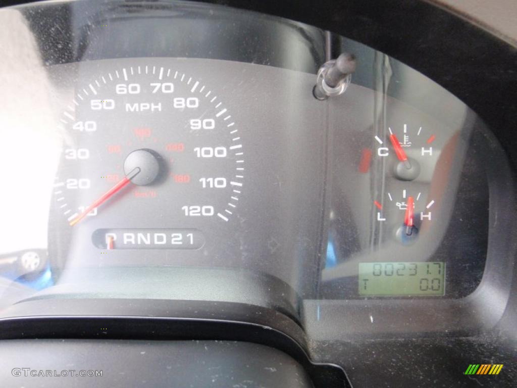 2005 F150 XL Regular Cab - True Blue Metallic / Medium Flint Grey photo #28