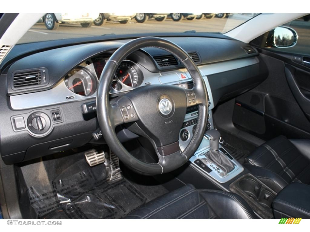 Black Interior 2006 Volkswagen Passat 3.6 4Motion Sedan Photo #43895133