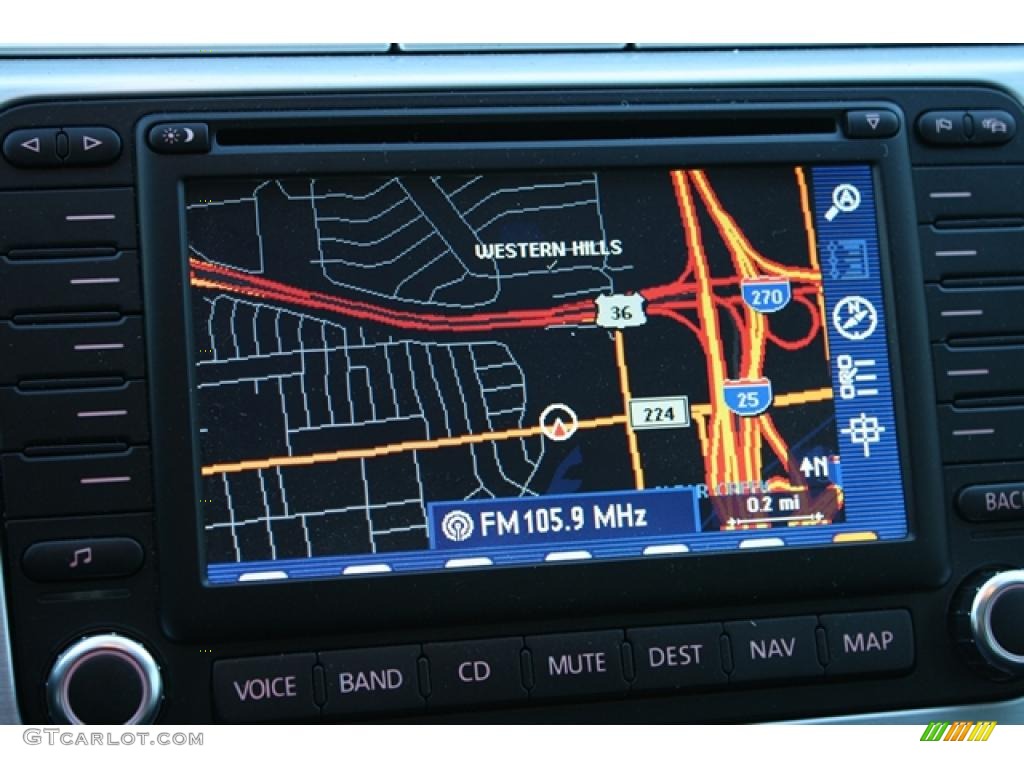 2006 Volkswagen Passat 3.6 4Motion Sedan Navigation Photos