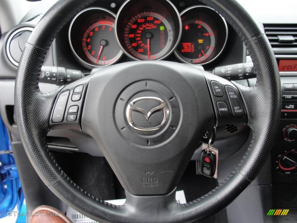 2005 Mazda MAZDA3 s Hatchback Black/Blue Steering Wheel Photo #43896793