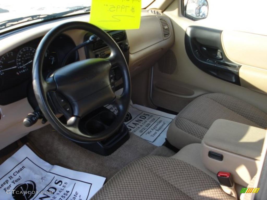 1998 Ranger XLT Extended Cab - Oxford White / Medium Prairie Tan photo #10
