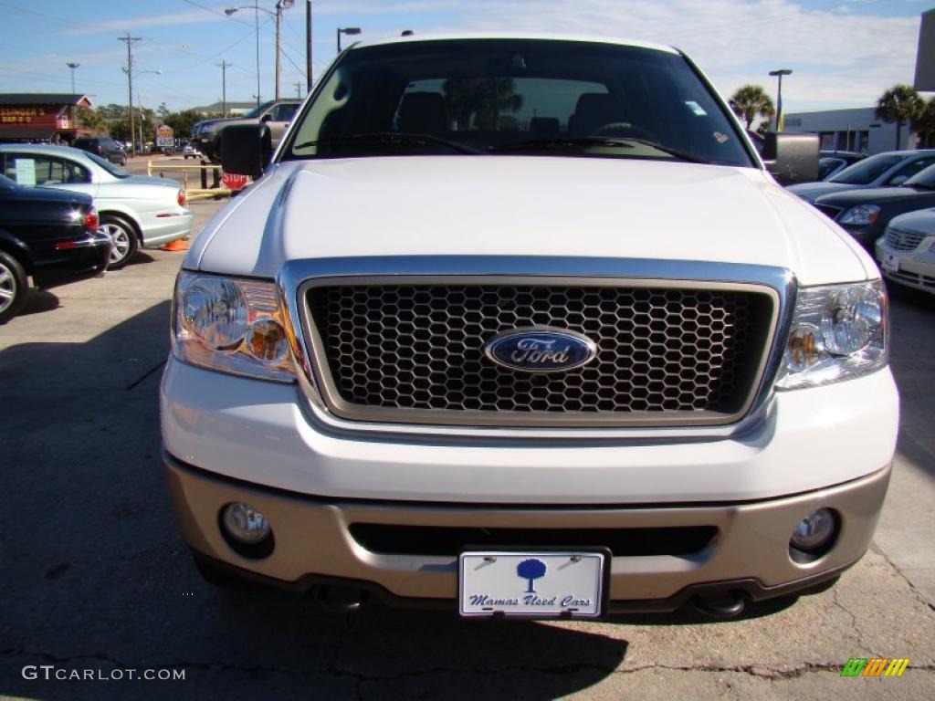 2006 F150 Lariat SuperCrew 4x4 - Oxford White / Tan photo #3