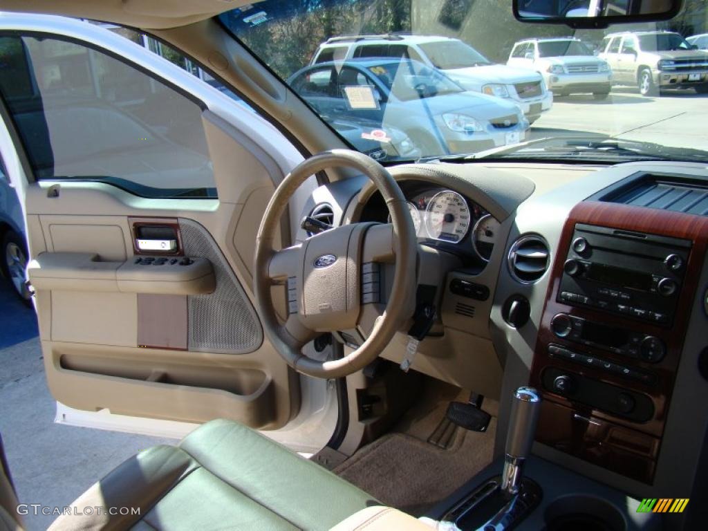 2006 F150 Lariat SuperCrew 4x4 - Oxford White / Tan photo #18