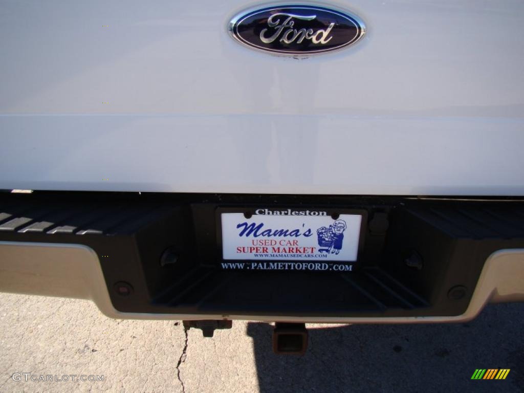 2006 F150 Lariat SuperCrew 4x4 - Oxford White / Tan photo #39