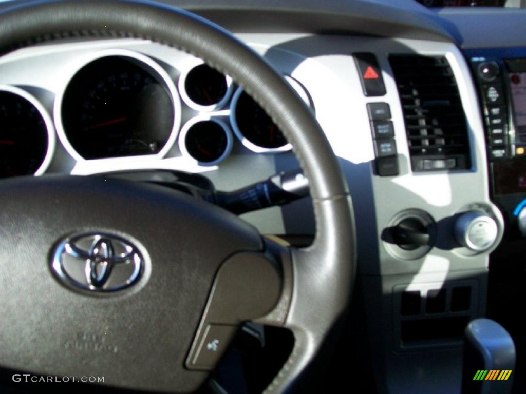 2008 Tundra Limited CrewMax 4x4 - Super White / Beige photo #3