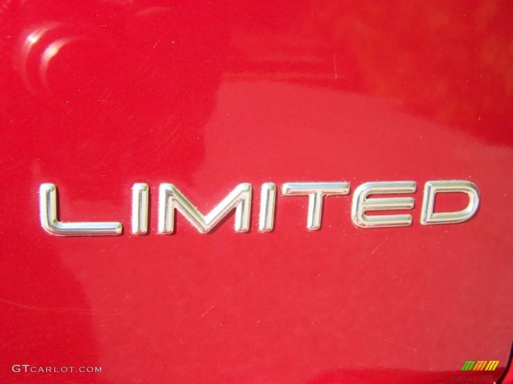 2002 Town & Country Limited - Inferno Red Tinted Pearlcoat / Sandstone photo #10