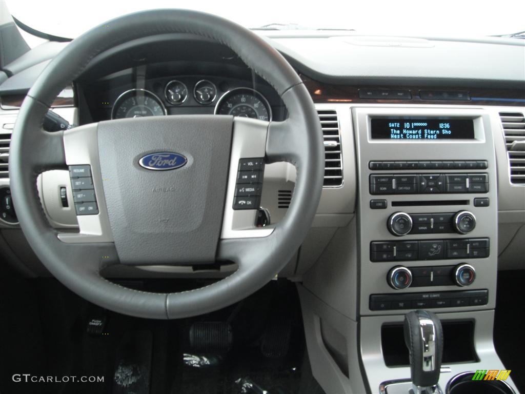 2011 Ford Flex SEL AWD Medium Light Stone Dashboard Photo #43921058