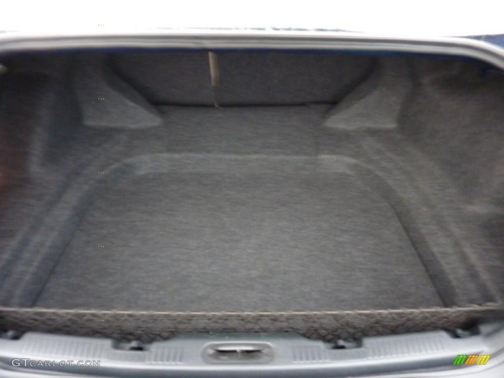 2005 Ford Five Hundred Limited Trunk Photo #43923118