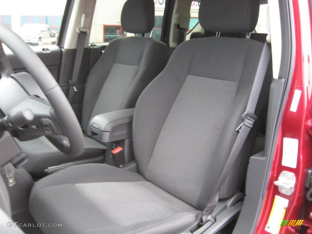 Dark Slate Gray Interior 2011 Jeep Compass 2.0 Latitude Photo #43925738