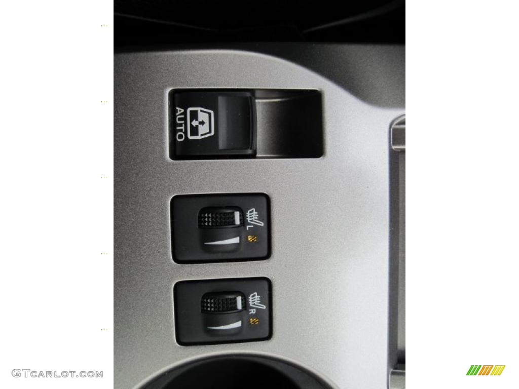 2011 Toyota 4Runner SR5 Controls Photo #43927854