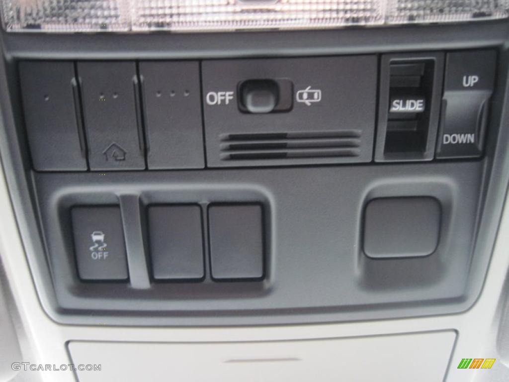 2011 Toyota 4Runner SR5 Controls Photo #43927879