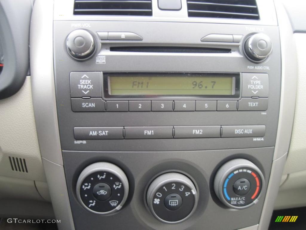 2011 Toyota Corolla LE Controls Photo #43929466