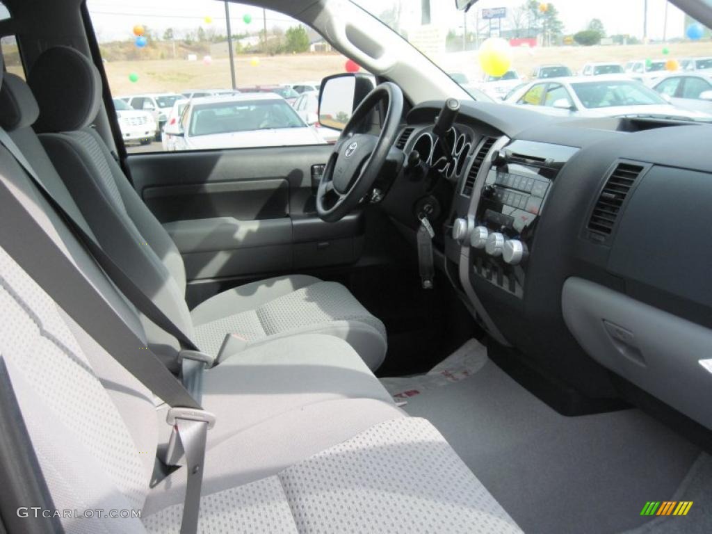 2011 Tundra CrewMax - Magnetic Gray Metallic / Graphite Gray photo #17