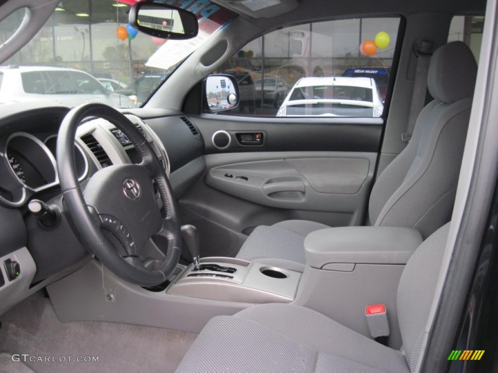 Graphite Gray Interior 2006 Toyota Tacoma V6 TRD Sport Double Cab 4x4 Photo #43932790