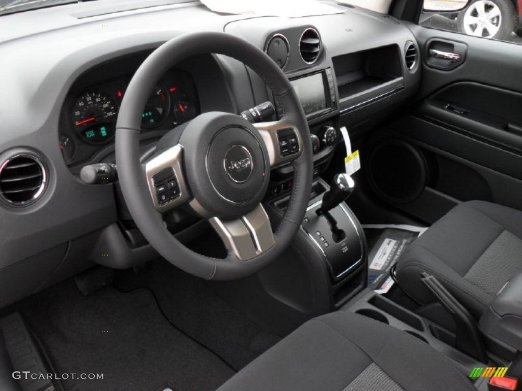 Dark Slate Gray Interior 2011 Jeep Compass 2.4 Latitude Photo #43942096