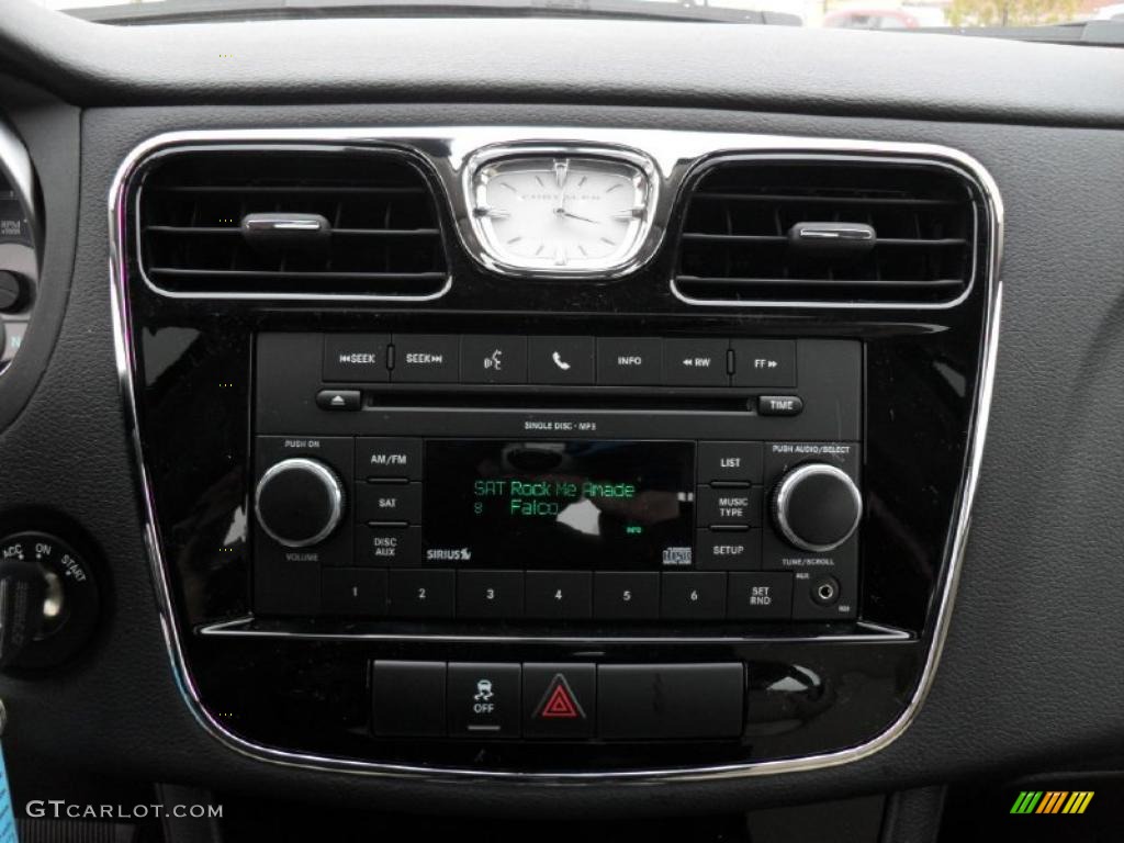2011 Chrysler 200 Touring Controls Photo #43942643