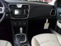 2011 Blackberry Pearl Chrysler 200 Limited  photo #18