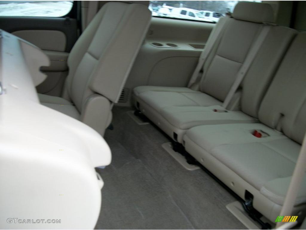 Light Cashmere/Dark Cashmere Interior 2011 Chevrolet Suburban LS 4x4 Photo #43945743