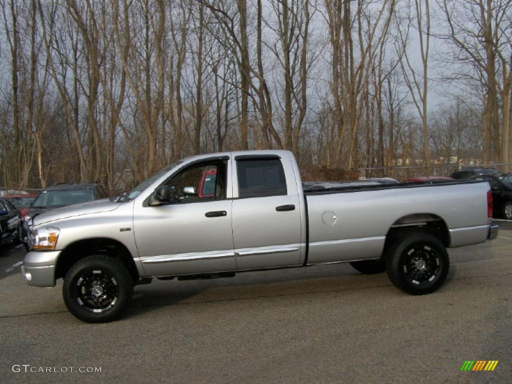 Bright Silver Metallic 2006 Dodge Ram 2500 Laramie Quad Cab 4x4 Exterior Photo #43951301