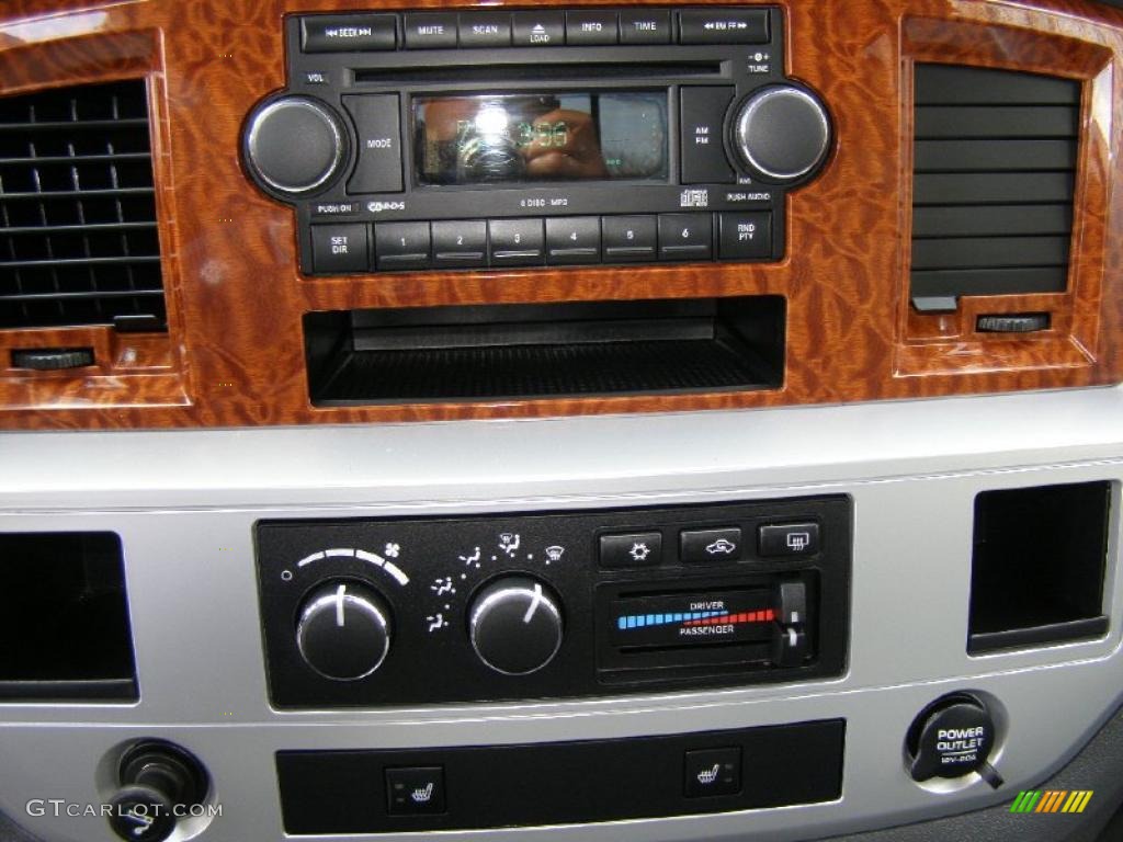 2006 Dodge Ram 2500 Laramie Quad Cab 4x4 Controls Photo #43951393