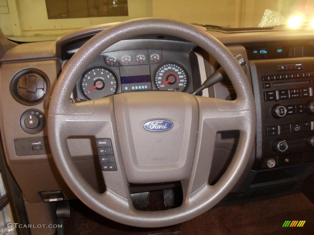 2010 Ford F150 XLT SuperCrew Medium Stone Steering Wheel Photo #43956254