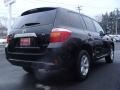 Black - Highlander V6 4WD Photo No. 4
