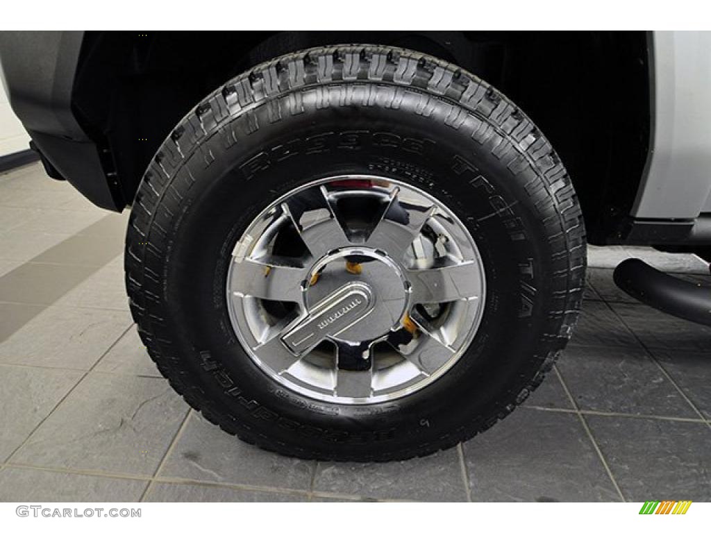 2010 Hummer H3 Standard H3 Model Wheel Photo #43959616