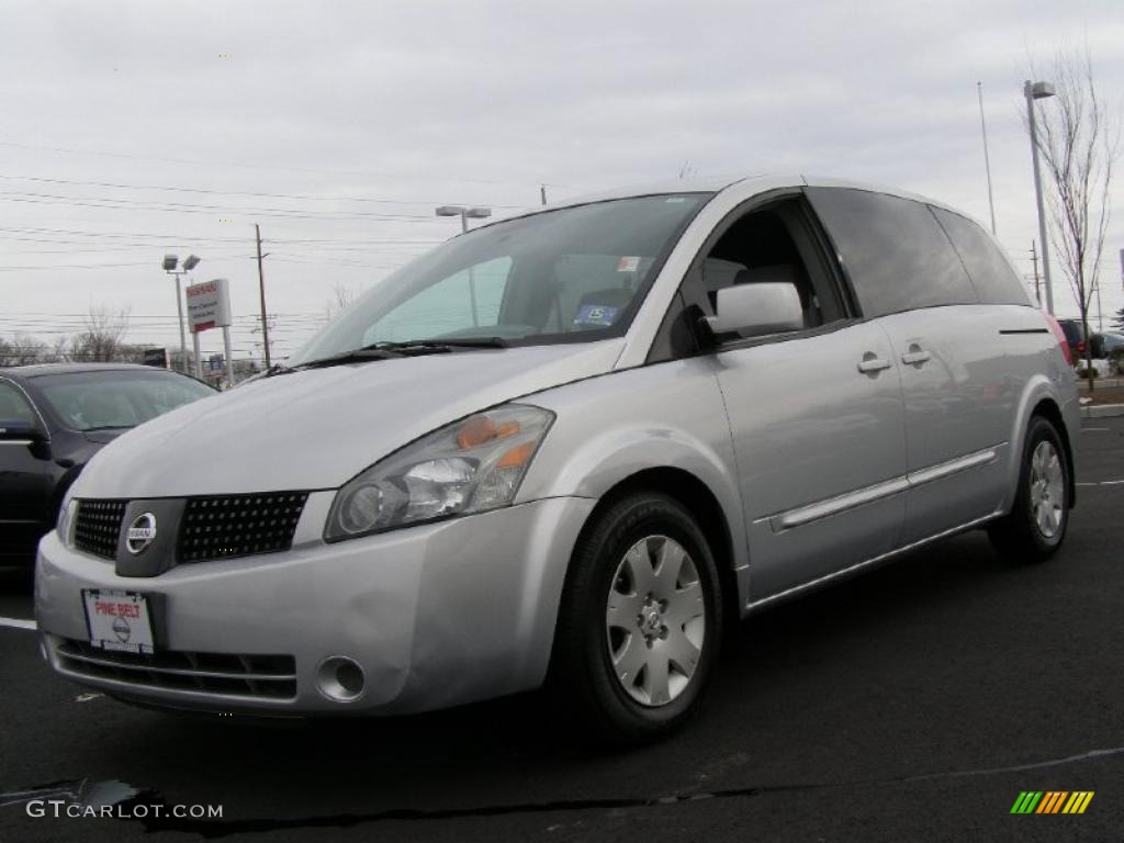 Silver Mist Metallic Nissan Quest