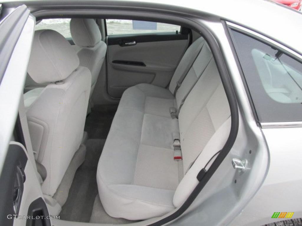 2010 Impala LT - Silver Ice Metallic / Gray photo #19