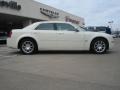 Stone White - 300 C HEMI Photo No. 2