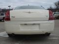 Stone White - 300 C HEMI Photo No. 4