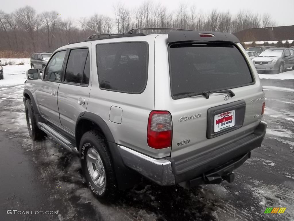 1999 4Runner SR5 4x4 - Millennium Silver Metallic / Gray photo #8