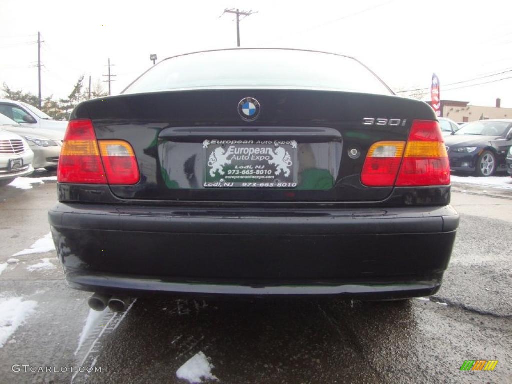 2003 3 Series 330i Sedan - Jet Black / Sand photo #10