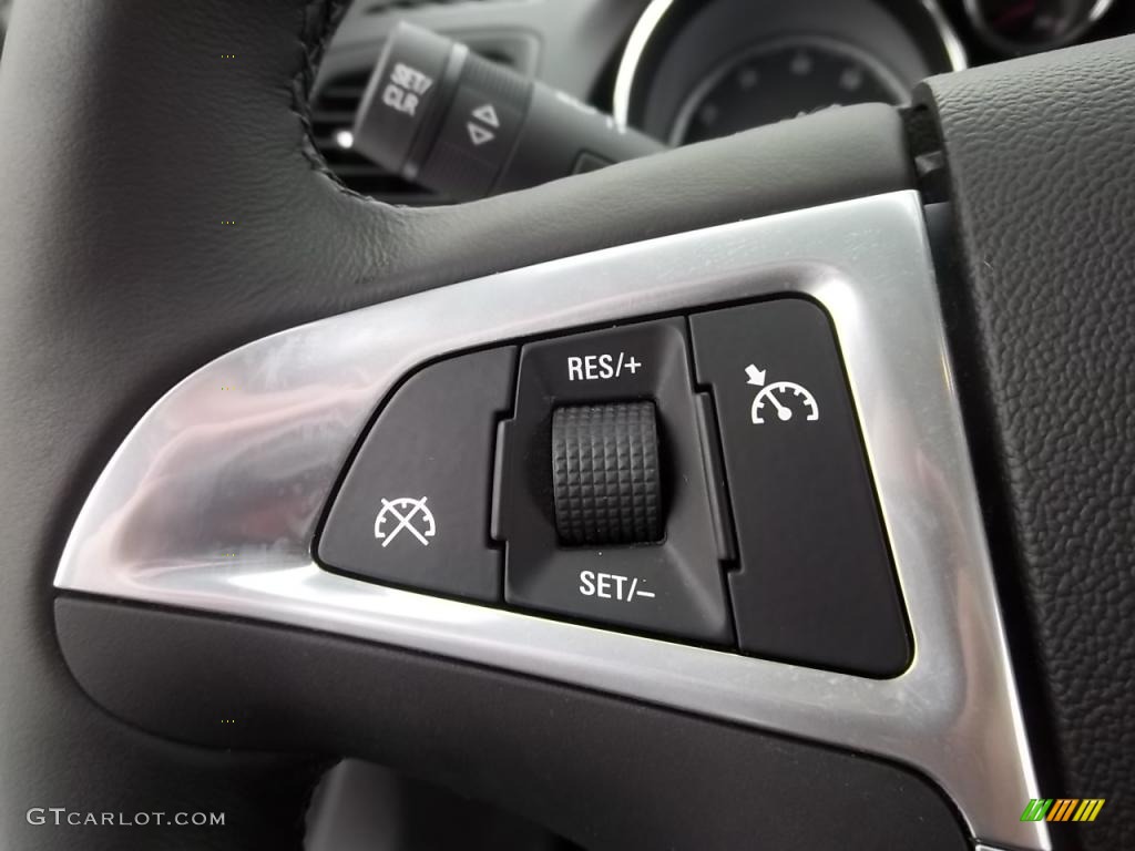 2011 Buick Regal CXL Controls Photo #43988956