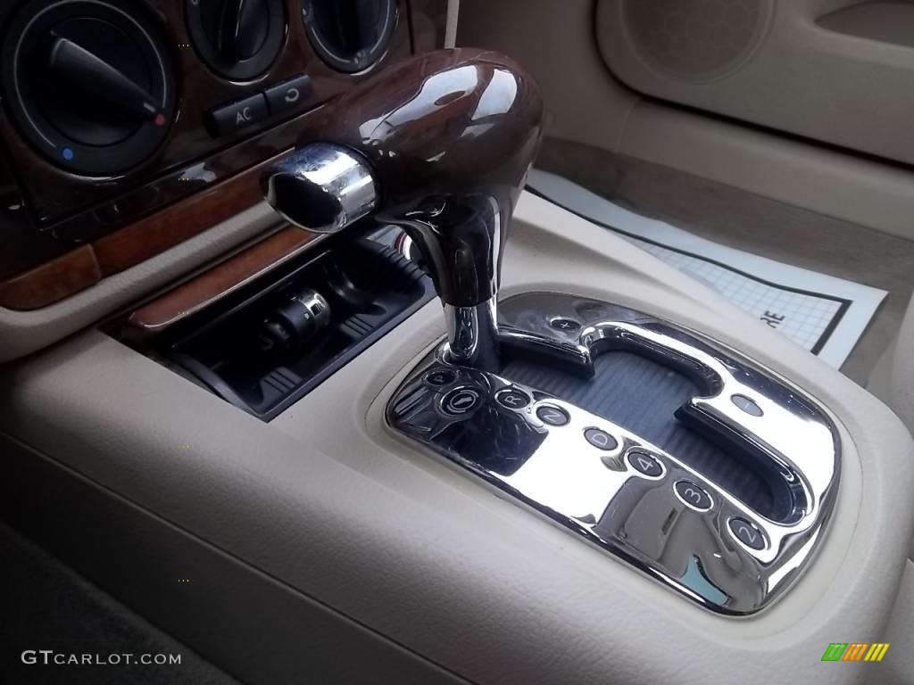 2001 Volkswagen Passat GLS Sedan Transmission Photos