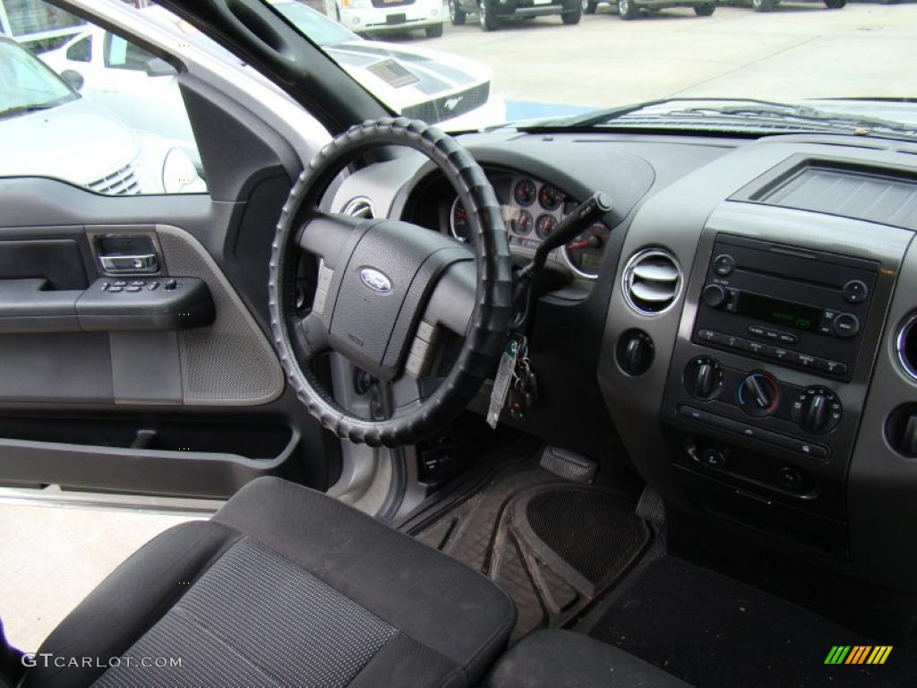2005 F150 FX4 SuperCab 4x4 - Silver Metallic / Medium Flint Grey photo #18