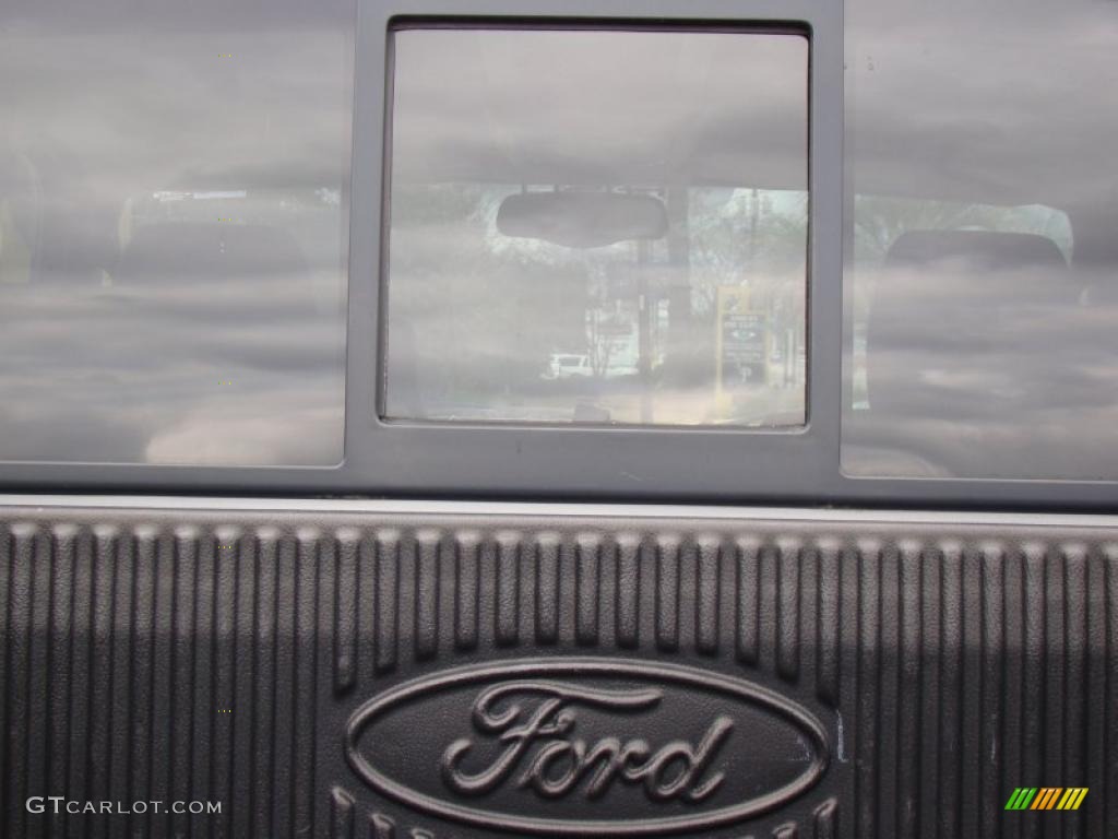 2005 F150 FX4 SuperCab 4x4 - Silver Metallic / Medium Flint Grey photo #34