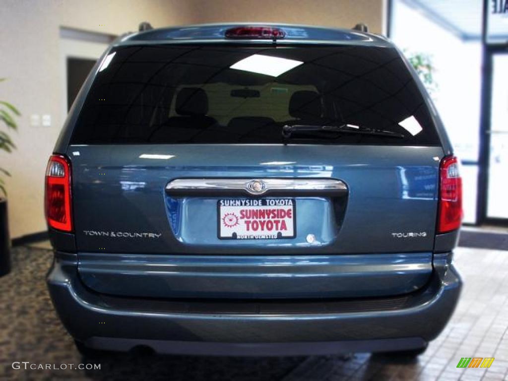 2005 Town & Country Touring - Atlantic Blue Pearl / Medium Slate Gray photo #8