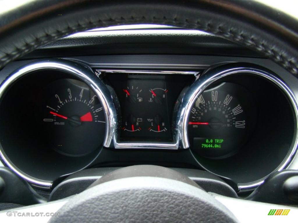 2007 Mustang V6 Premium Coupe - Black / Dark Charcoal photo #22